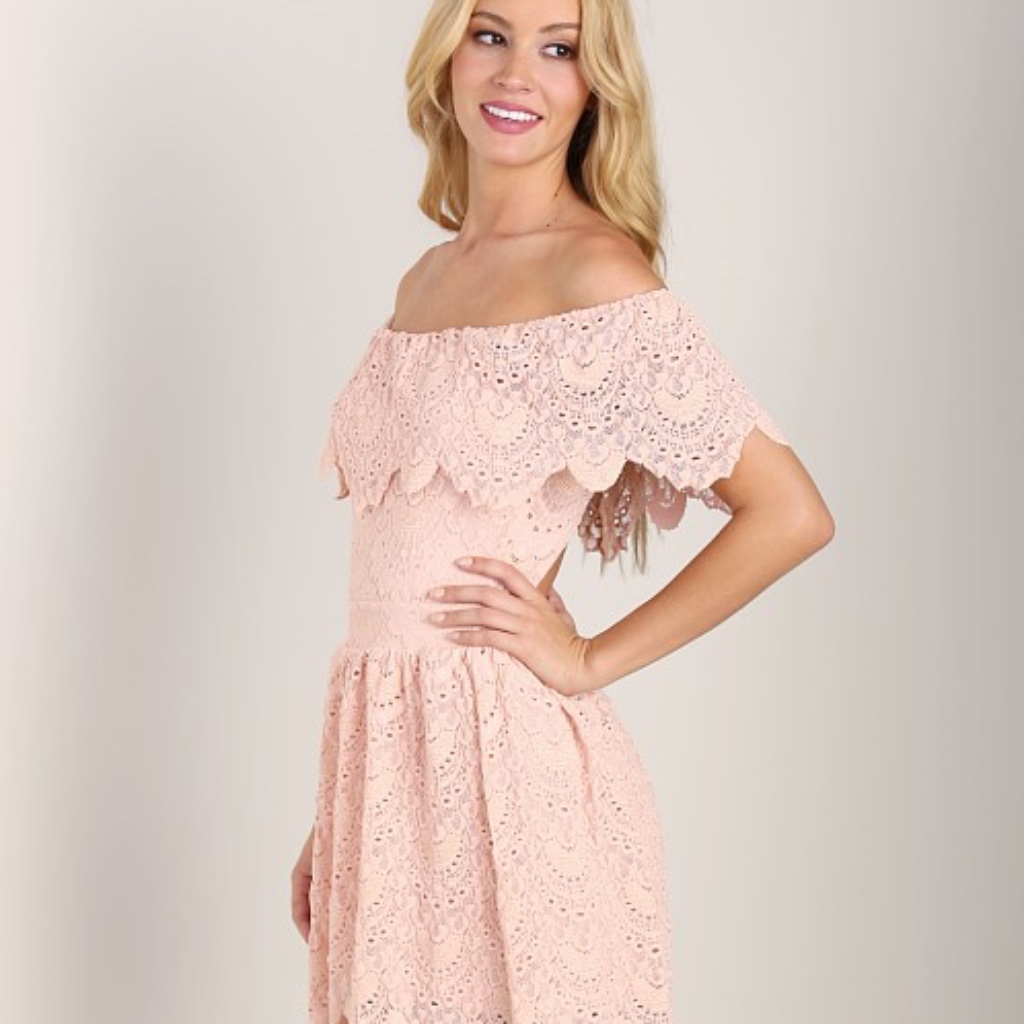 Sz:3 Riviera Fit 'N Flare Dress Nightcap Color: Soft Peach